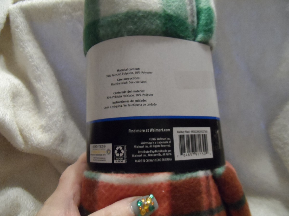 Mainstays Red, white, green Holiday Plaid Fleece Throw Blanket 50