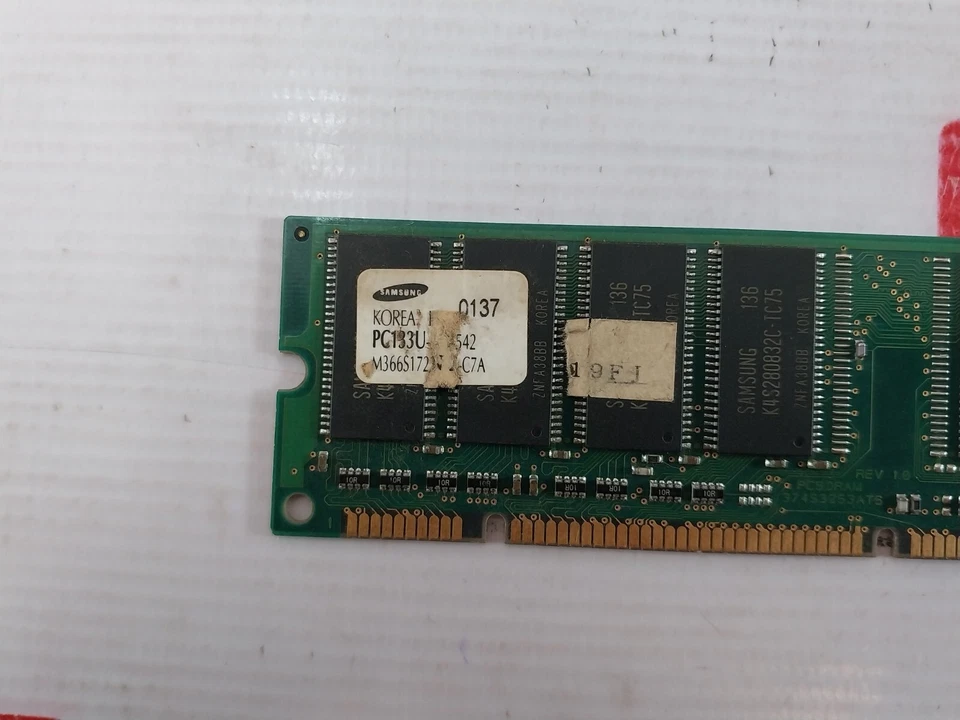 SAMSUNG PC133U Memory Module 128MB 133MHz PCSDRAM - Image 4 of 4