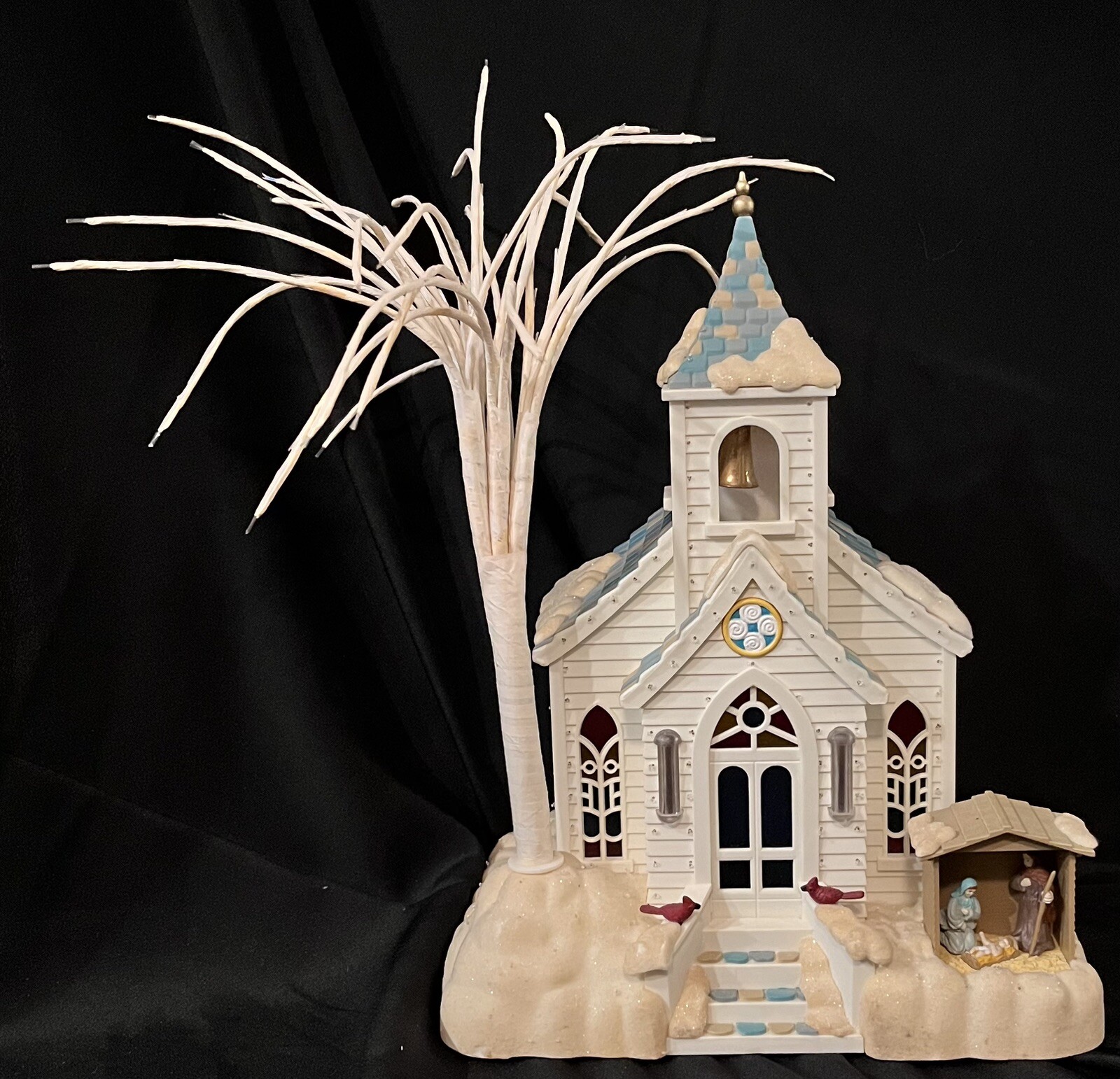 AVON Holiday Splendor Lighted Church w/ Nativity scene and Fiber Optic