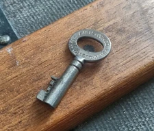 *Eagle Skeleton Key* Number B125 / B 125 *Trunk Locks etc** Antique Barrel Type