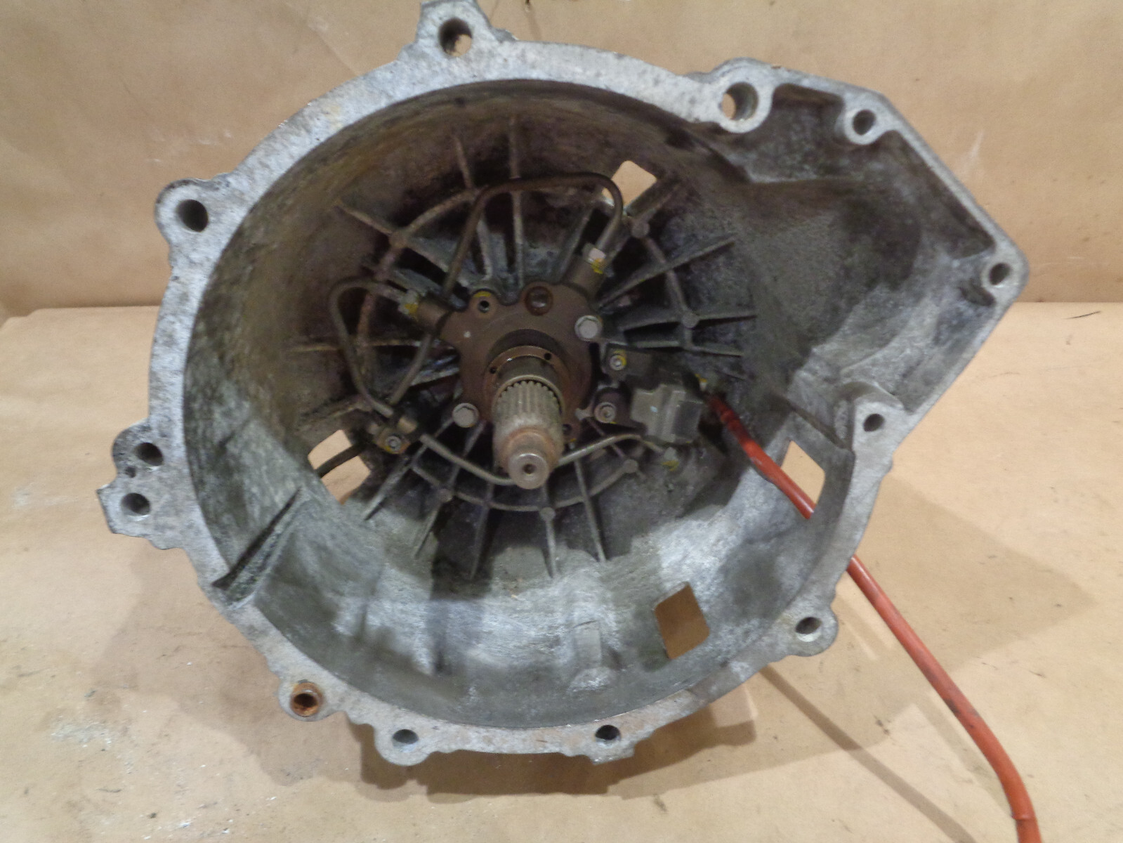 Maserati Quattroporte 06 - Clutch / Bell Housing  P/N 220665