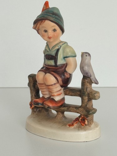 Goebel Hummel 111 3/0 Wayside Harmony TMK5 West Germany Boy on Fence 12cm - Picture 2 of 9