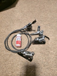 Shimano XTR 4pot Brake Set F&R Post Mounts And Brake Fluid