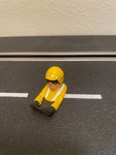 1/24 Cox Cucaracha/F1 Slot Car Driver - Detailed Trevor Taylor Helmet