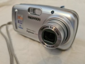 Samsung Digimax A400: 4MP CCD Compact Camera, Boxed & Working