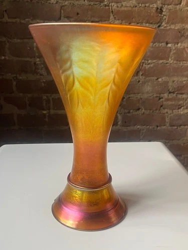 1900 L.C.T Tiffany Favrile Glass Iridescent Vase 9.75"'