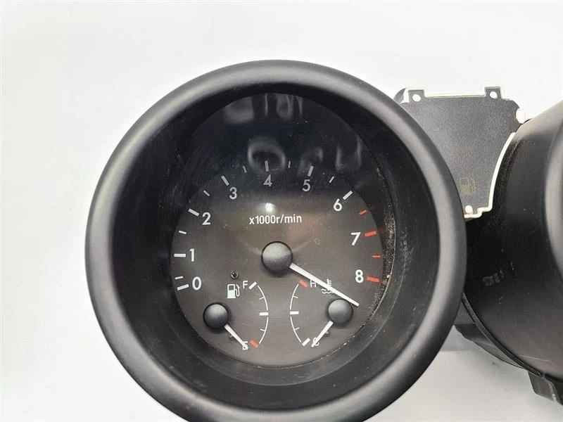 05 CHEVROLET AVEO SPEEDOMETER CLUSTER OEM AT - Image 4 of 4