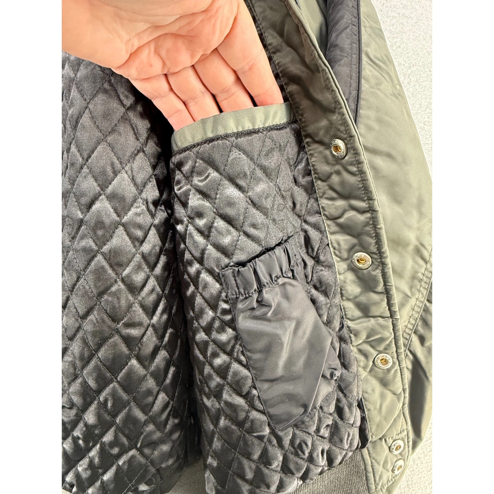 Alpha Industries Mens Medium Sage Green Black Bomber Varsity Jacket Quilted image 12