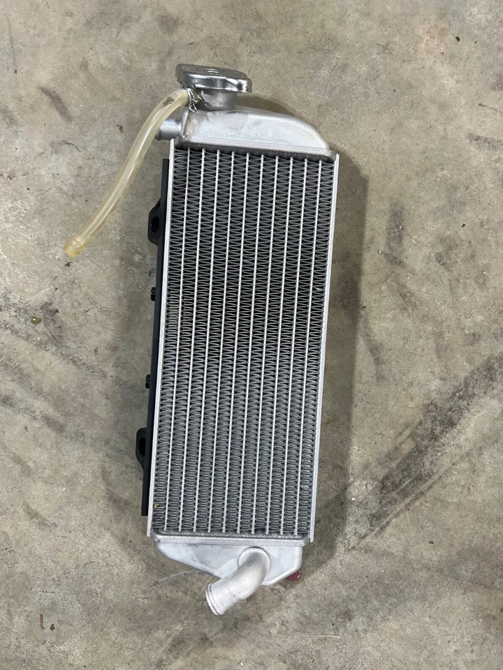 2018 Husqvarna FS450 Radiator FS FX FC KTM 450 SMR Right WP OEM - Image 2 of 3