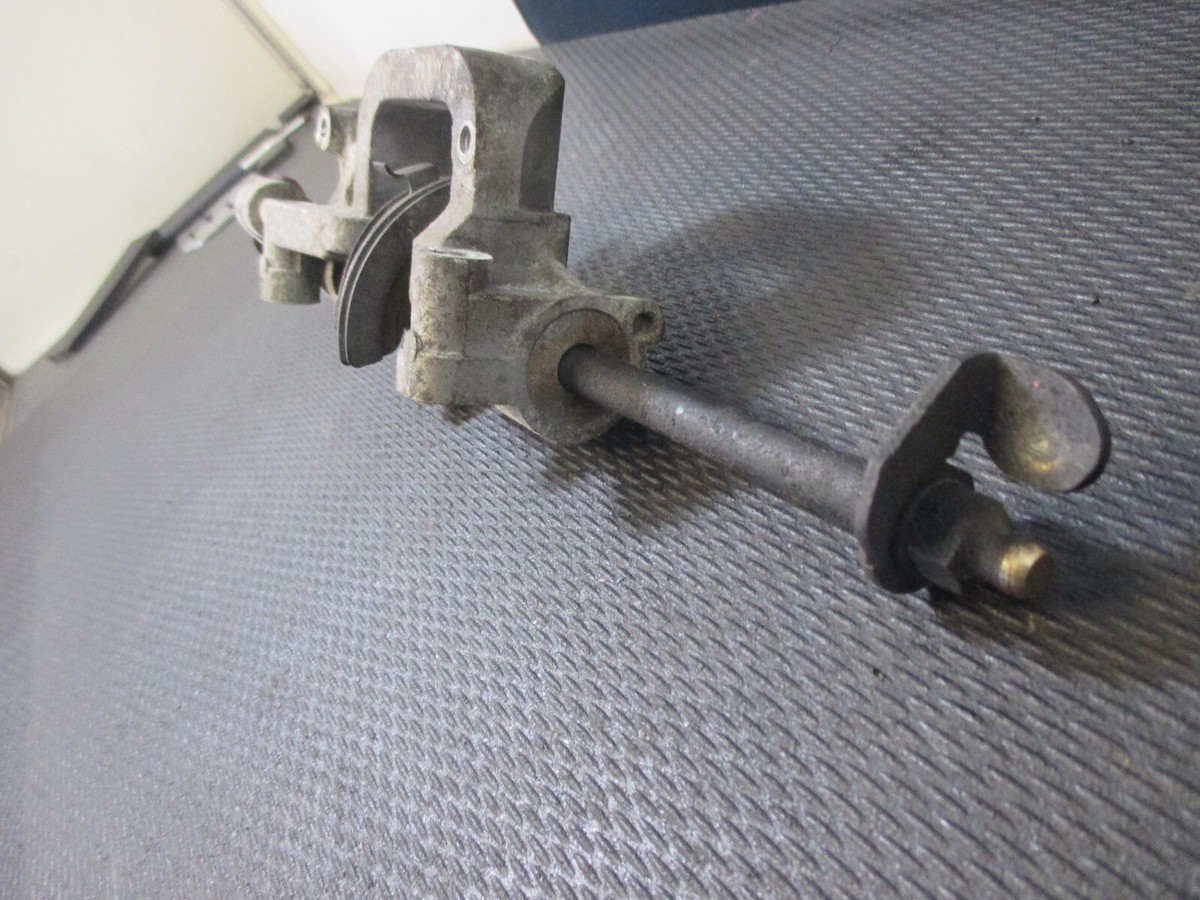 90-96 Nissan 300zx OEM Throttle Body Actuator Linkage 16380-40p00