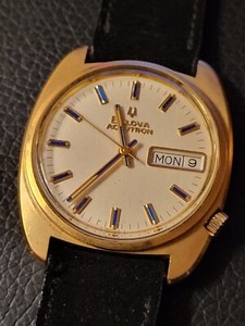 Authentic BULOVA ACCUTRON Men's Wrist Watch. Gold Plated. Stunning. Luxurious.