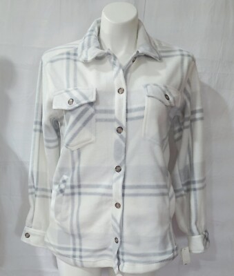 Ultra Flirt womens plaid shacket size L  Super cozy button down front pockets