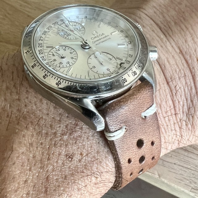OMEGA Speedmaster Silver Men's Watch 