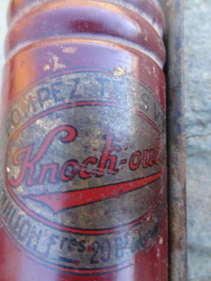 ancien cric voiture militaire extincteur automobile bouillon - Photo 3/4