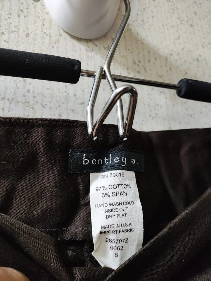 Pantalones Capri Bentley A Para Mujer 8 Bordados Lentejuelas Marrón Cremallera Lateral Hechos en EE. UU. Limpios Foto 4 de 4