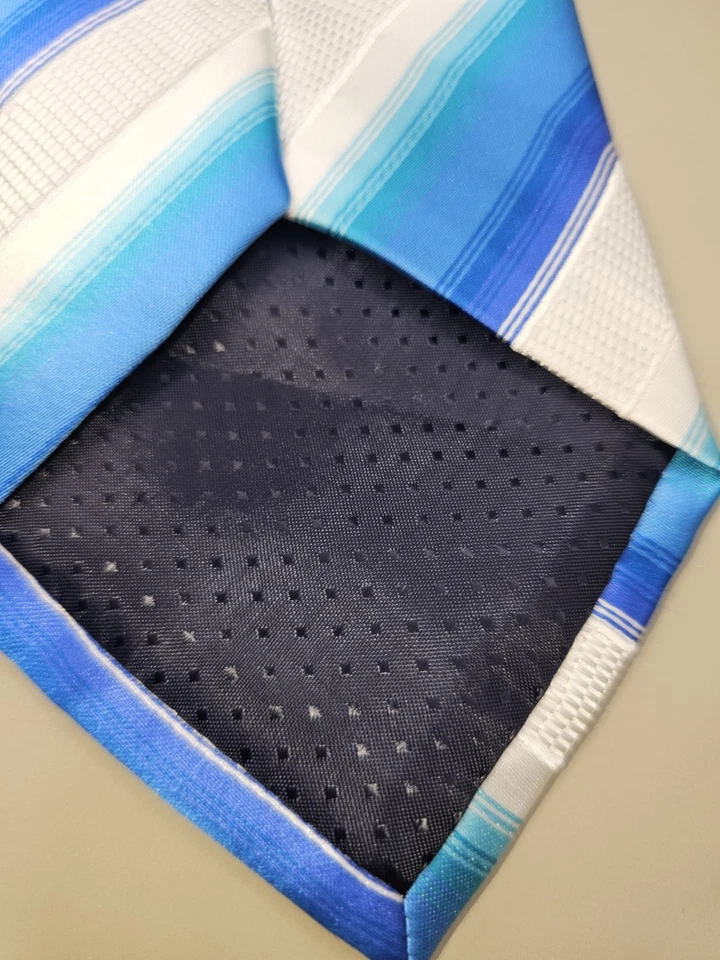 Corbata formal de moda D Berite para hombre Morden azul blanco a rayas 58 x 3,5 pulgadas Foto 4 de 4