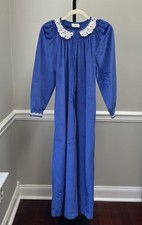 Vintage It s a Charm Blue Velour Long Robe Housecoat Lace Trim Zip Front USA