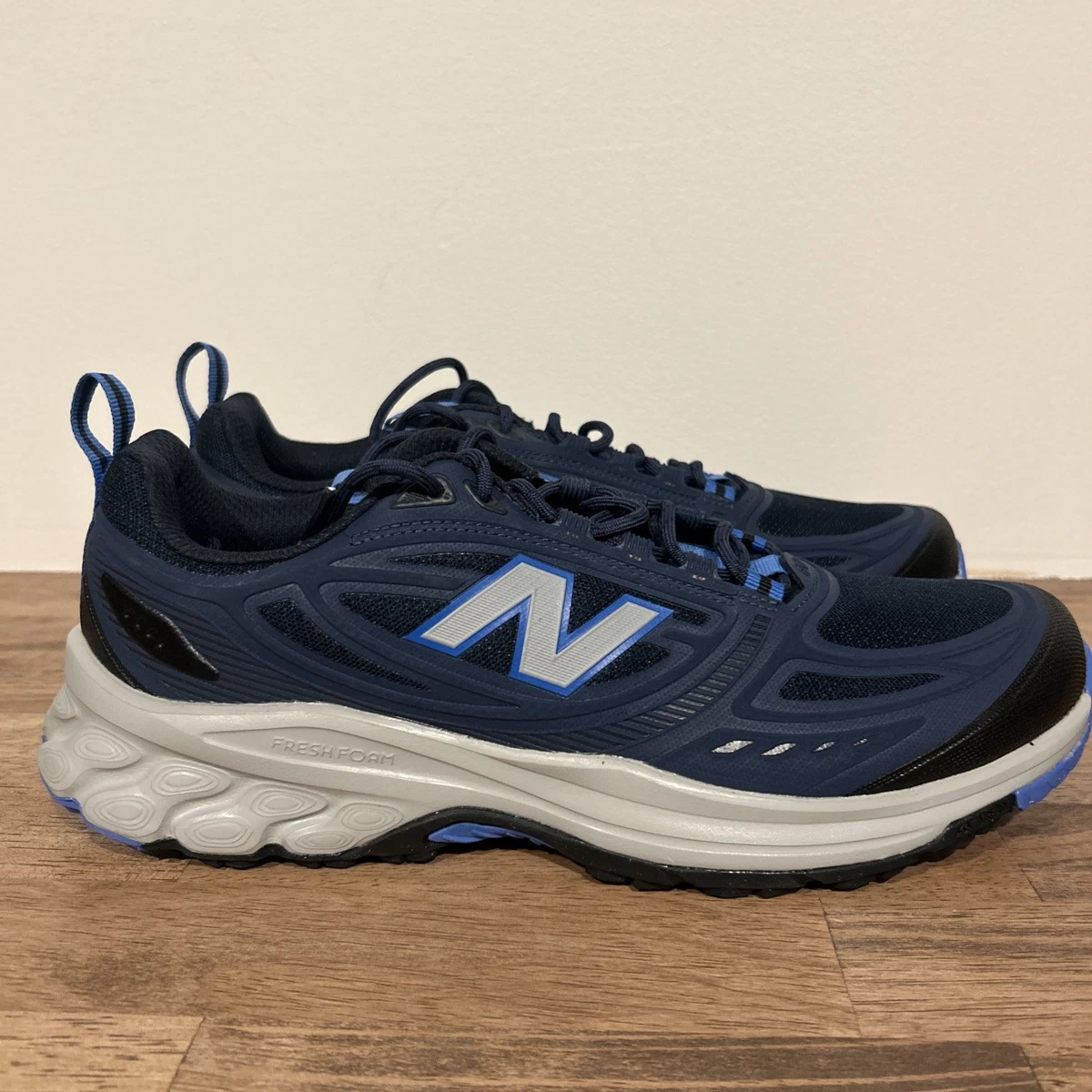New Balance Fitness & Running Shoes for Men 11 US Shoe for  display picture 1