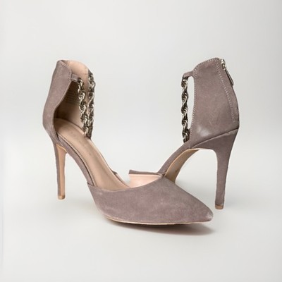 BCBG Generation Chain Accent Smoke Leather Stiletto Pumps Pointed Toe 7.5/38