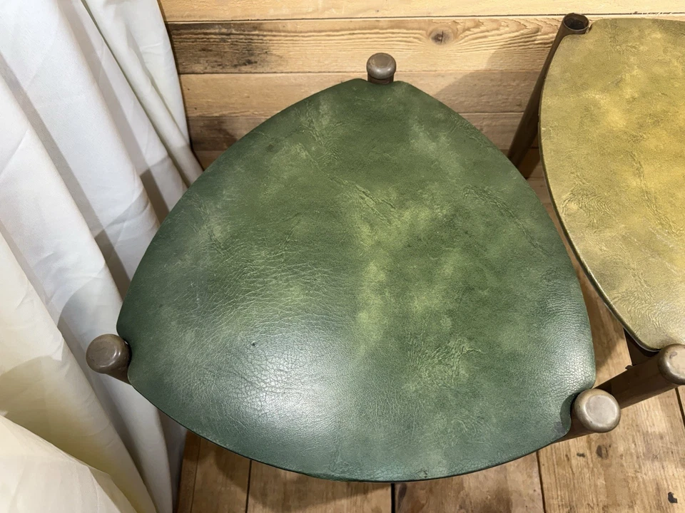 Juego De 2 Mesas De Selección De Guitarra Lu Van MCM Anidación DE COLECCIÓN Verde Aguacate y Marrón Foto 3 de 4