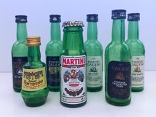 7 mini bottigliette vuote di liquori di vari brand da Collezione MARTINI, etc.