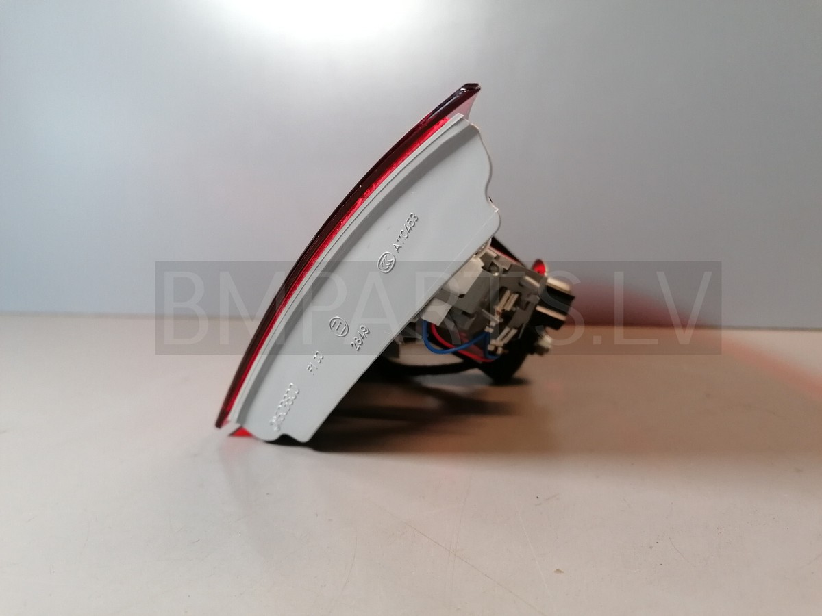 NEW GENUINE BMW 3 SERIES E93 LCI REAR LIGHT IN TRUNK LID RIGHT