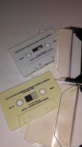 COLLECTOR'S LIBRARY OF THE BEST LOVED CLASSICS LOT(VOL# 2 & 4) CASSETTE TAPE - Picture 3 of 4