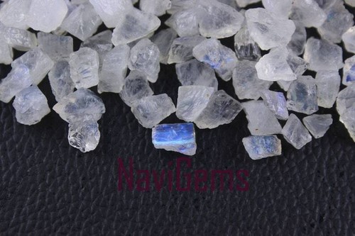 AAA Quality 50 Pieces Natural Rainbow Moonstone Blue Fire Raw 6-8 MM Rough - Picture 2 of 5