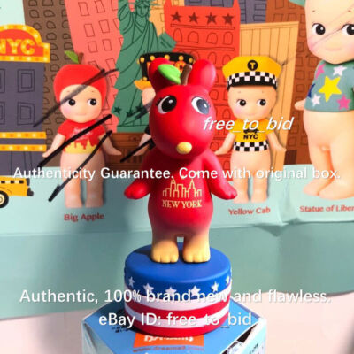 SONNY ANGEL In New York Series Robby Secret Mini Figure