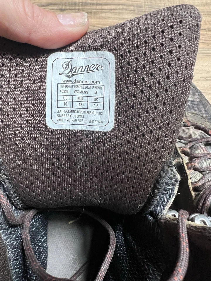 Danner Women’s 8” Rubber Sole Hunting Boots-Mossy Oak Camo Size 10M Gore-Tex - Image 3 of 4