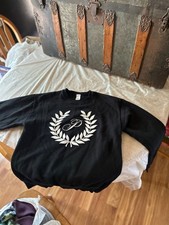 Victoria's Secret PINK Black Laurel Wreath Logo Crewneck Sweatshirt Size M