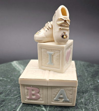 Lenox China Treasures Baby  s PRECIOUS STEPS BOX Baby Shoes Blocks Lid Gold Trim