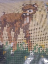 Vorgezeichnetes Gobelin-Bild „Bamby“ mit Garn 18 x 23 cm, bereits angefangen