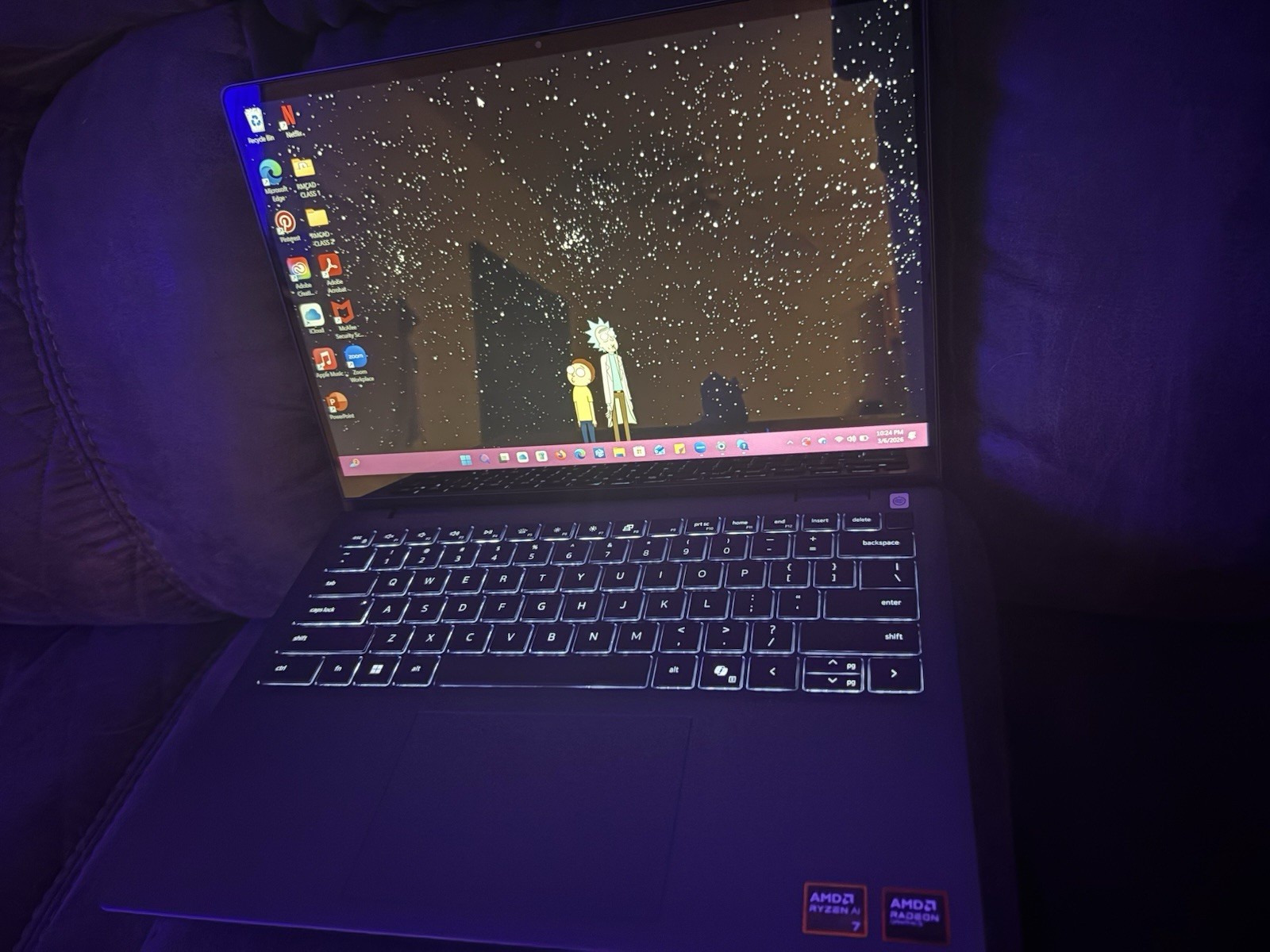 Dell 14 Plus 2-in-1 Laptop with AMD Ryzen 7