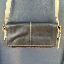 VTG Coach Y2K Navy Leather Crossbody Bag #1048-4280 Cream Trim Excellent