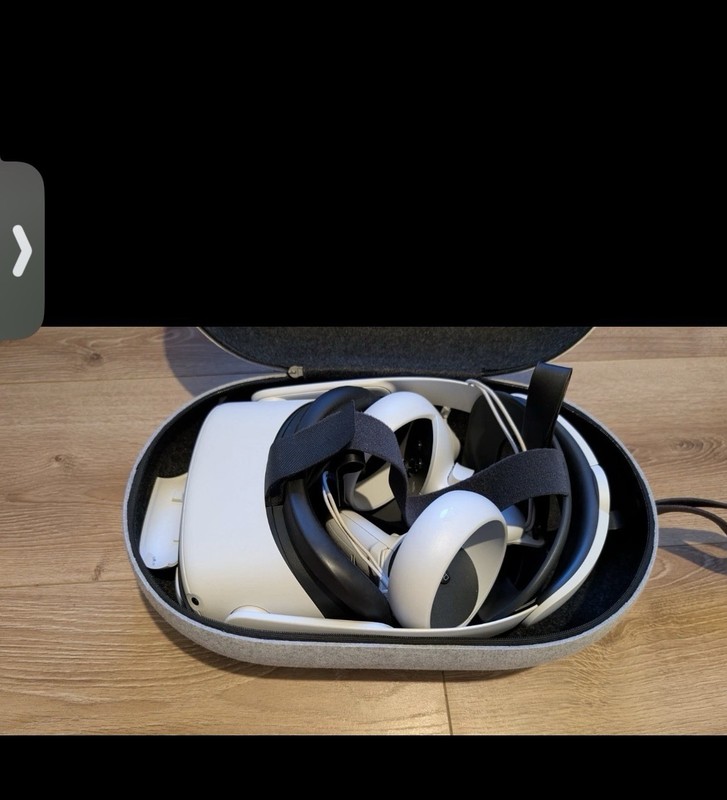 Meta Quest 2 VR Headset 64GB with Controllers and Hard Case