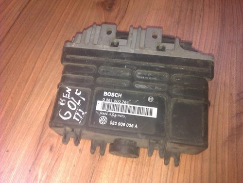 0261200764 Motormanagement, Steuergerät, ECU   Volkswagen Golf DE71235-68