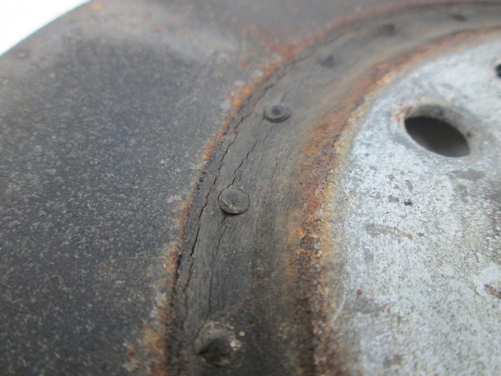 Rolls Royce Silver Shadow Bentley T1 crank shaft pully dampener (USED)