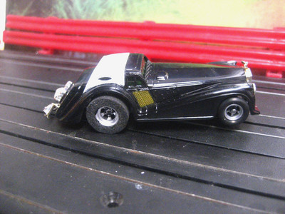 Aurora AFX Ho Slotcar  Roarin' Rolls Golden Ghost  4 gear chassis  LOOK!!