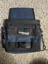 Outil d'entretien Husky pochette ceinture polyester bleu marine foncé motif rabat arrière