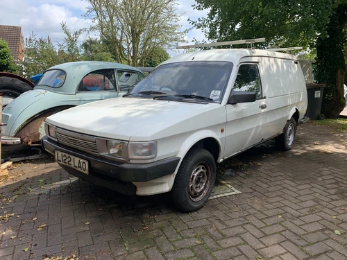 AUSTIN MAESTRO VAN PERKINS 2.0 DIESEL ONLY GENUINE 57,000 MILES FOR RESTORATION - Picture 1 of 17
