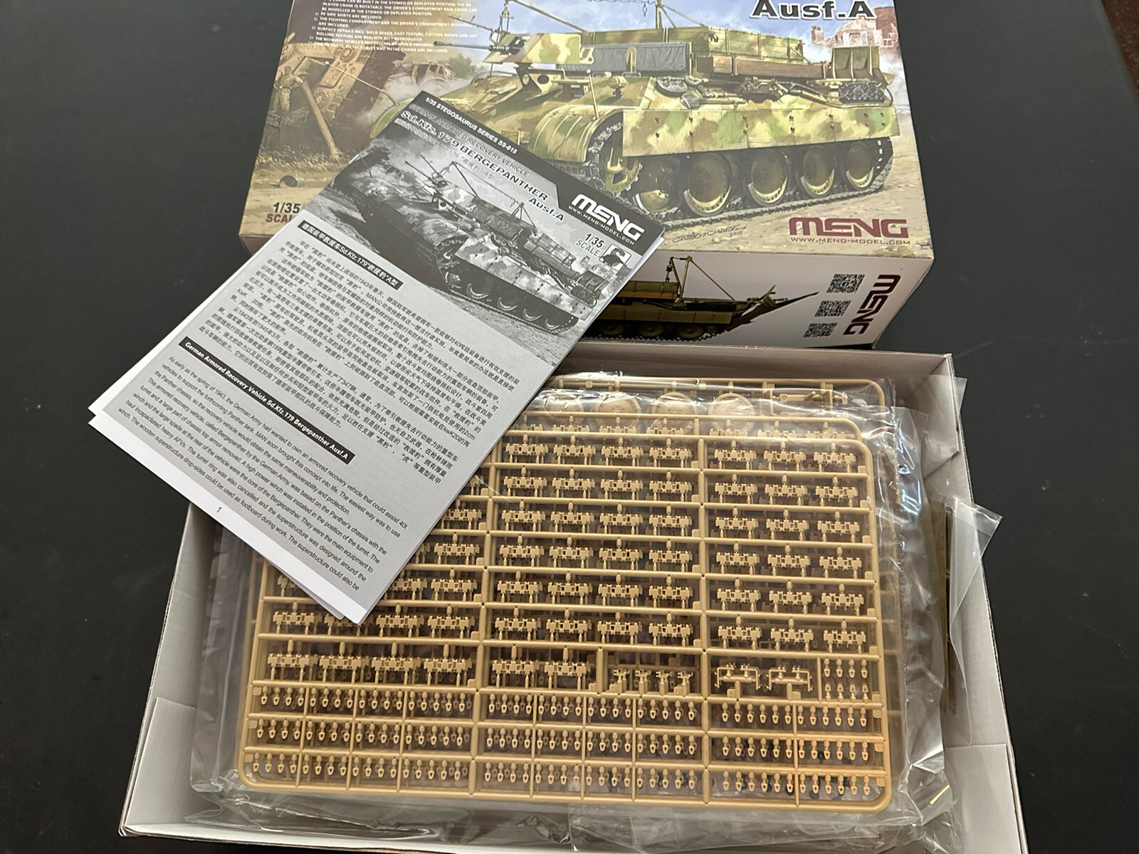 Meng 1/35 Bergepanther Austin.A Falak Tayyeb Platinum Government