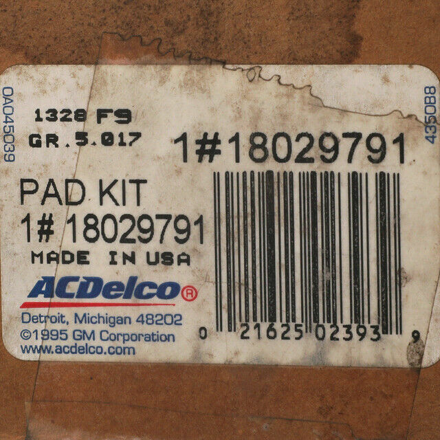 Juego de pastillas de freno delanteras para Chevrolet GMC Oldsmobile 1998-2002 (N/P 18029791)