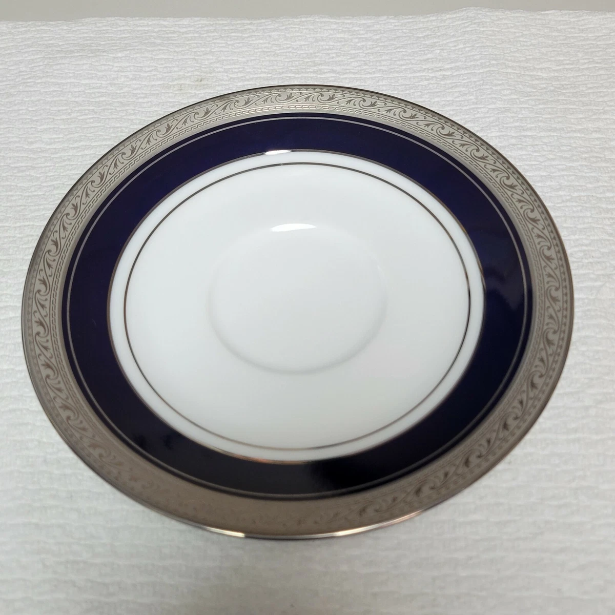 Legendary by Noritake Crestwood Cobalt Platinum Saucer NEW