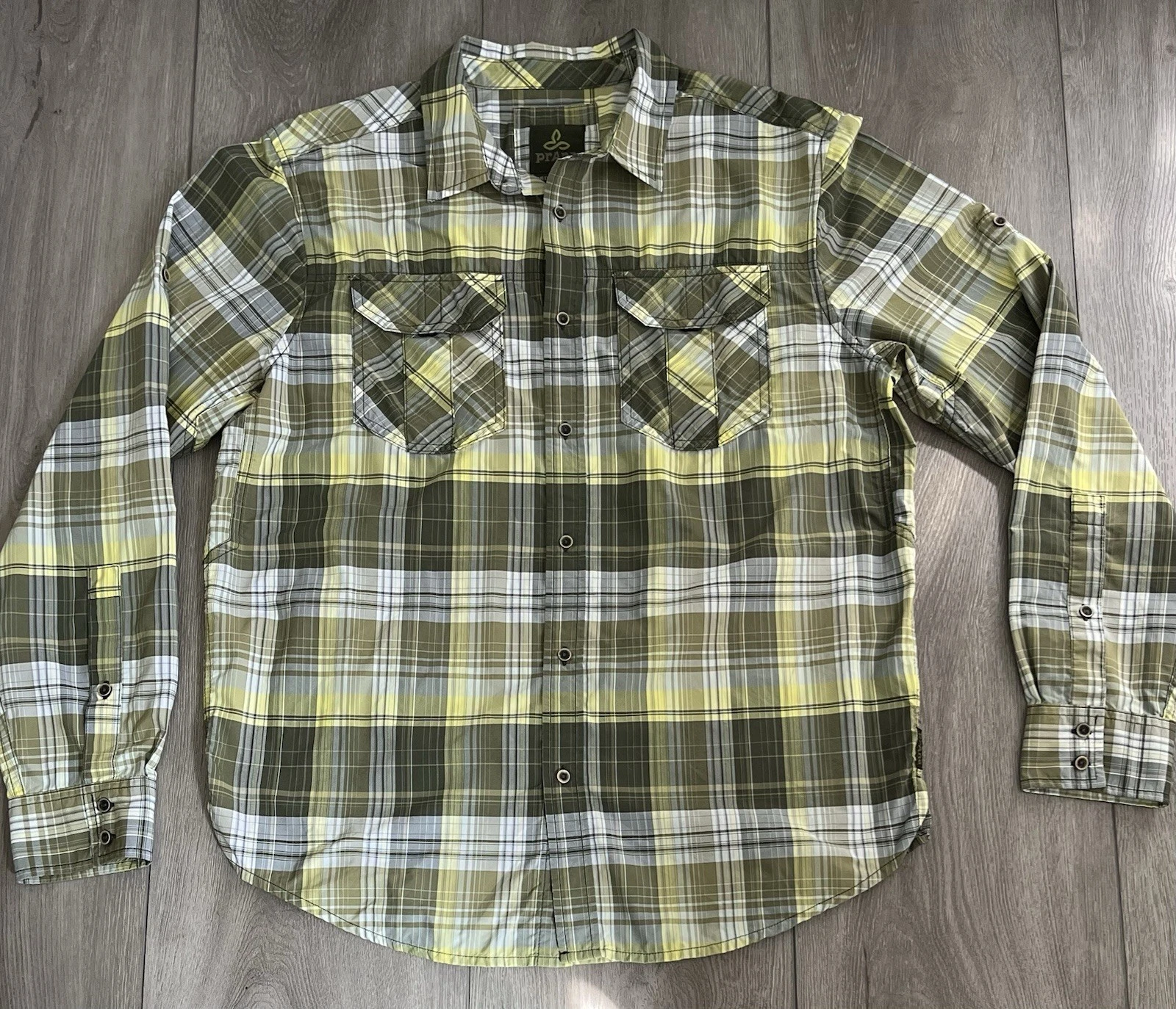 Prana Long Sleeve Shirt Mens Medium Green Plaid Button Up Casual Pockets Outdoor