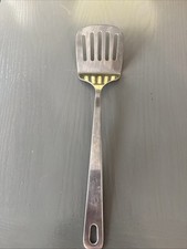 Wolfgang Puck Bistro Stainless Slotted Spatula 12.75”