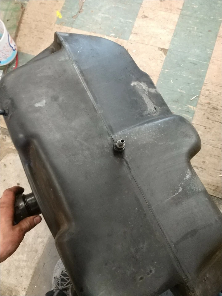 Tanque de gasolina Arctic Cat 550 Foto 2 de 3