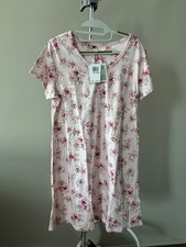 Aria nightgown, size Medium. NWT