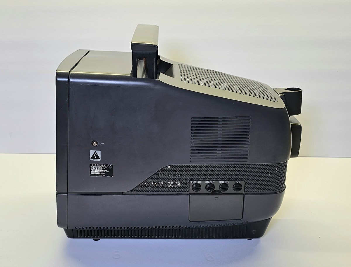 Sony Video8 EV-DT1 Trinitron Color Video TV Combo – Powers On (For