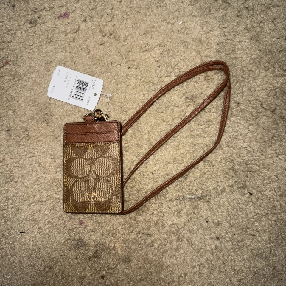 Cordón Coach ID en lona exclusiva dorado/caqui silla de montar, soporte de insignia 63674 Foto 2 de 3